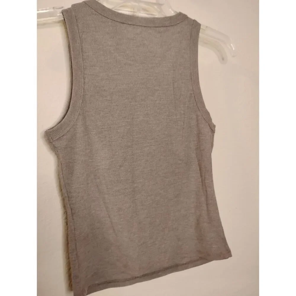 USED Small Top Bundle - Picture 11 of 14